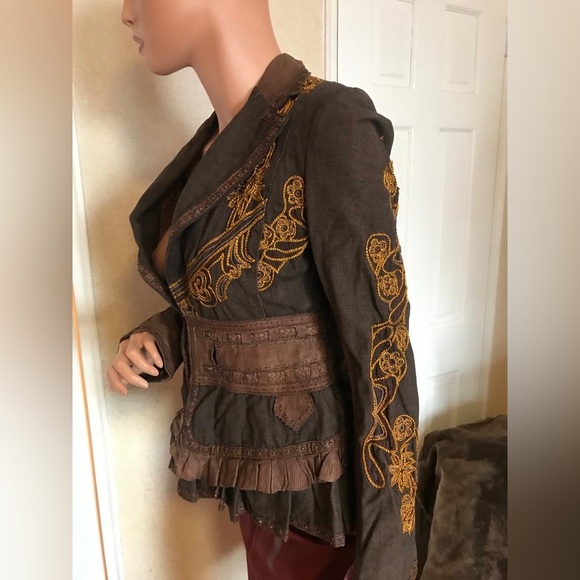 Jean Paul Gaultier embroidered brown jacket with leather detailing in sz S. - Picture 3 of 16